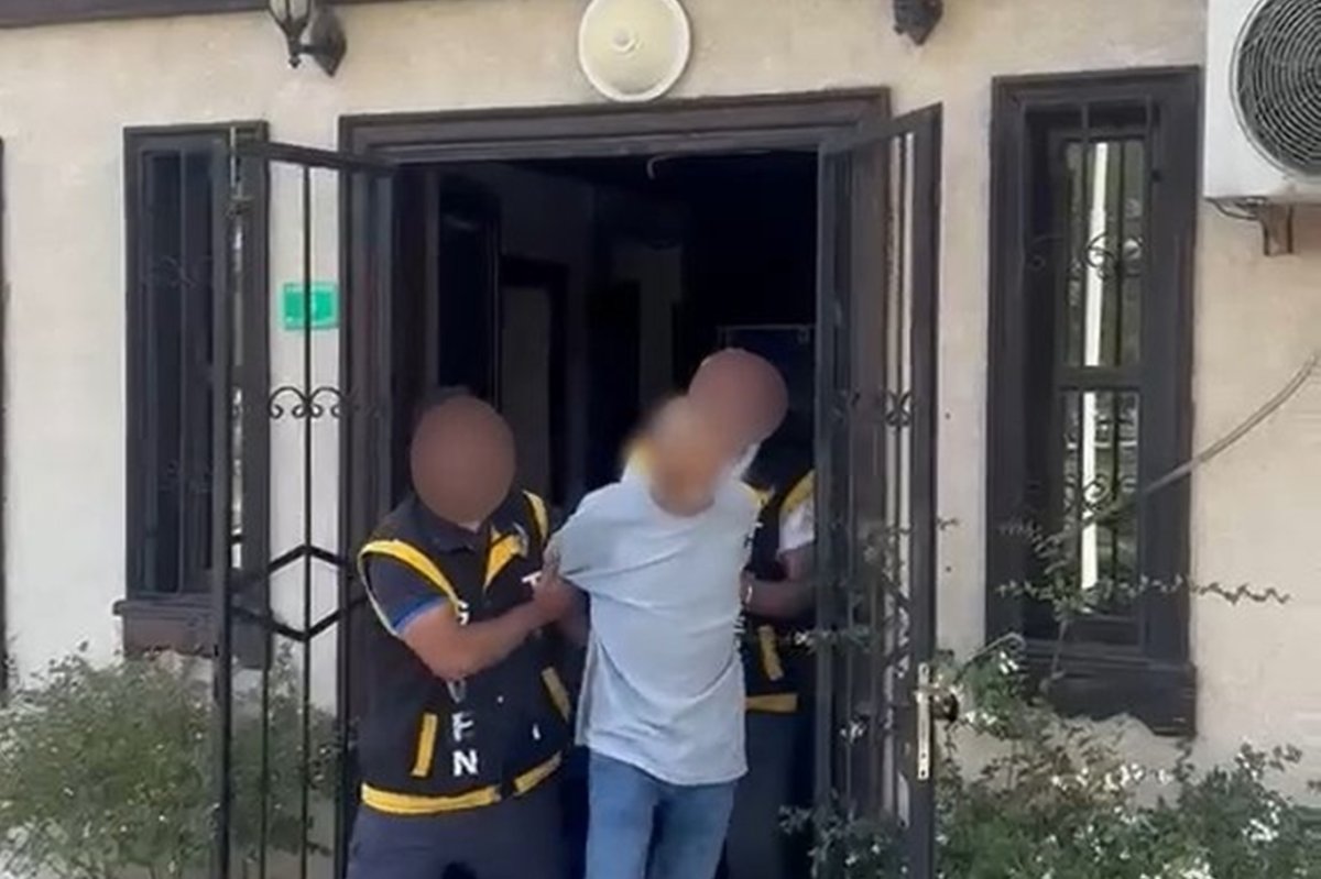 Bursa’da kesinleşmiş hapis cezaları bulunan 3 firari yakalandı