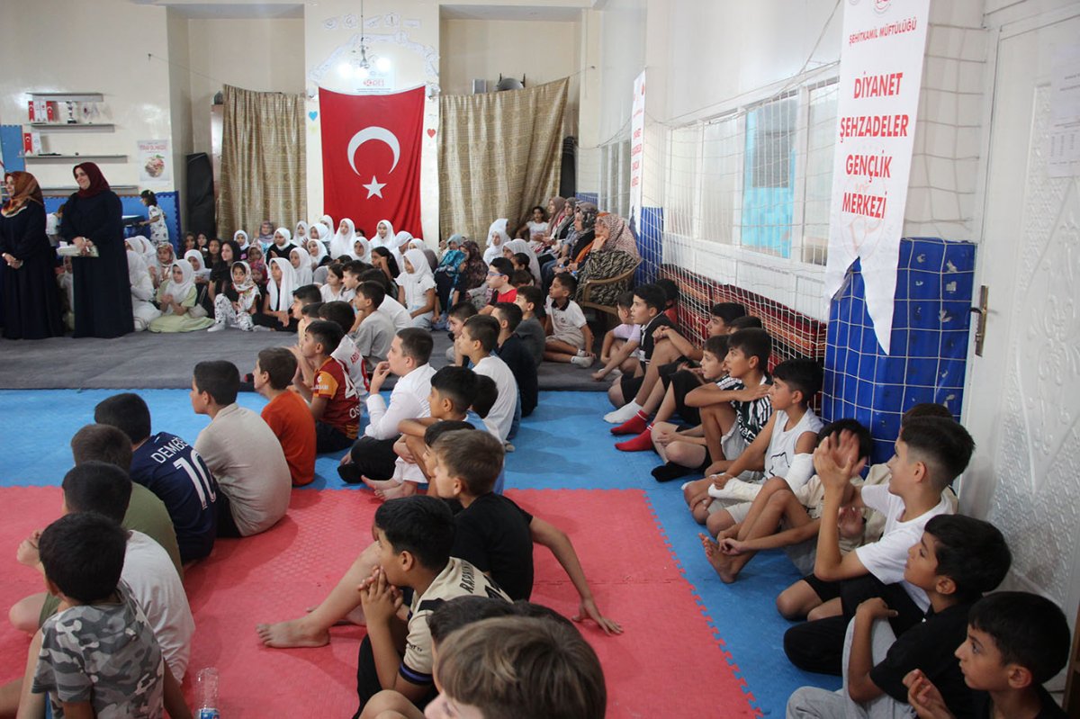 Müftü Bekiroğlu'ndan gençlere namaz ve güzel ahlak tavsiyesi