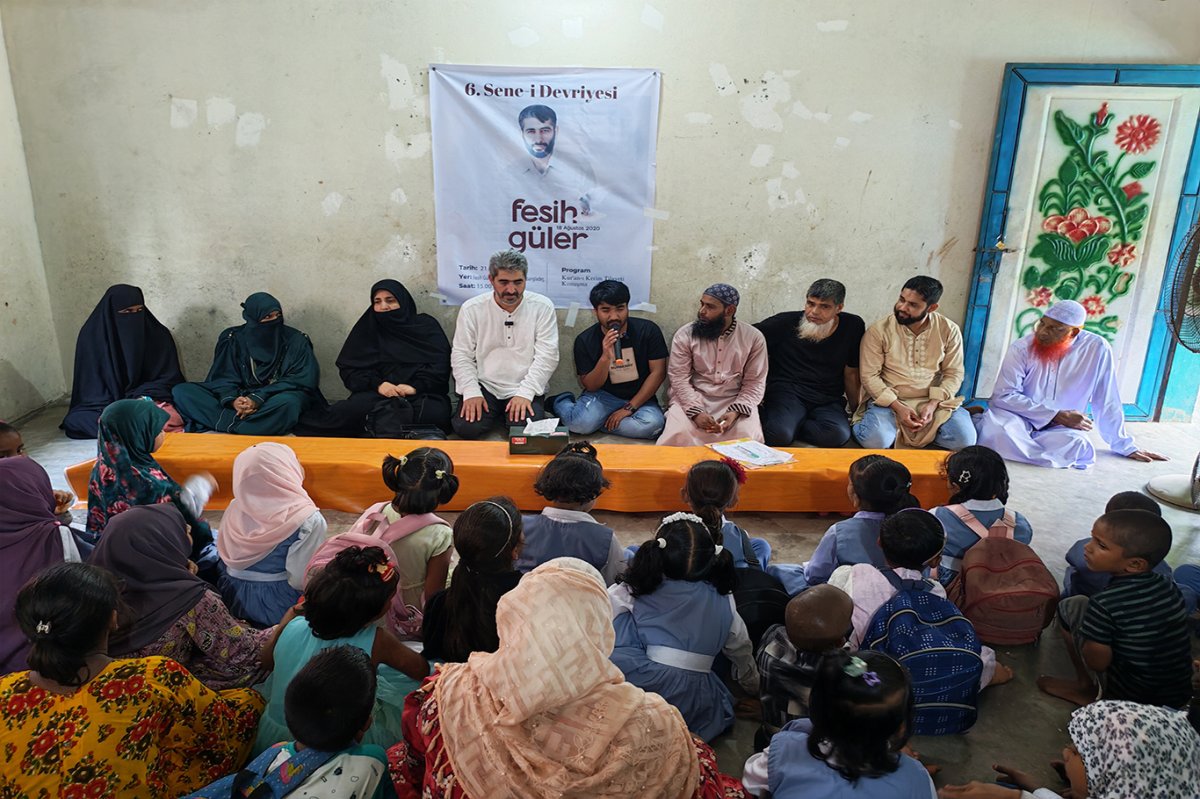 Yetimler Vakfı Bangladeş’te yetim çocuklarla aynı sofrada buluştu
