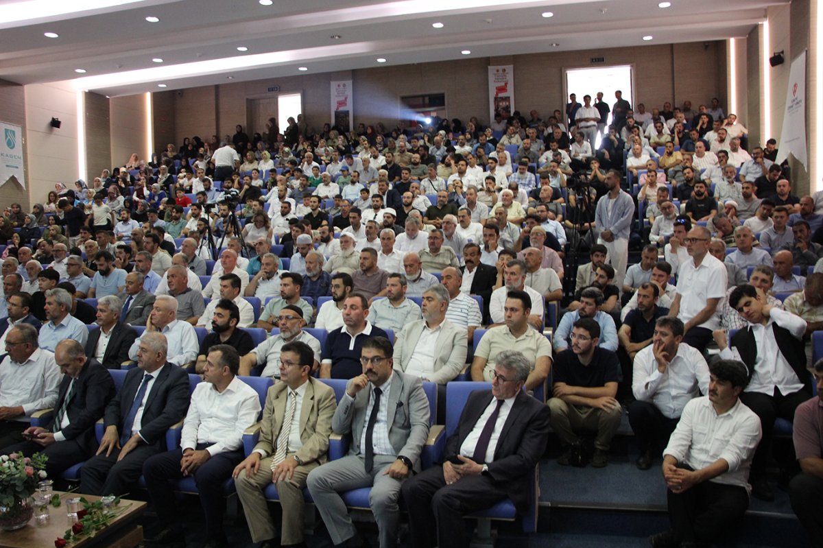 Diyanet İşleri Başkan Yardımcısı Karaca: Müslümanlar Peygamber Efendimizin ahlakını rol model edinmeli