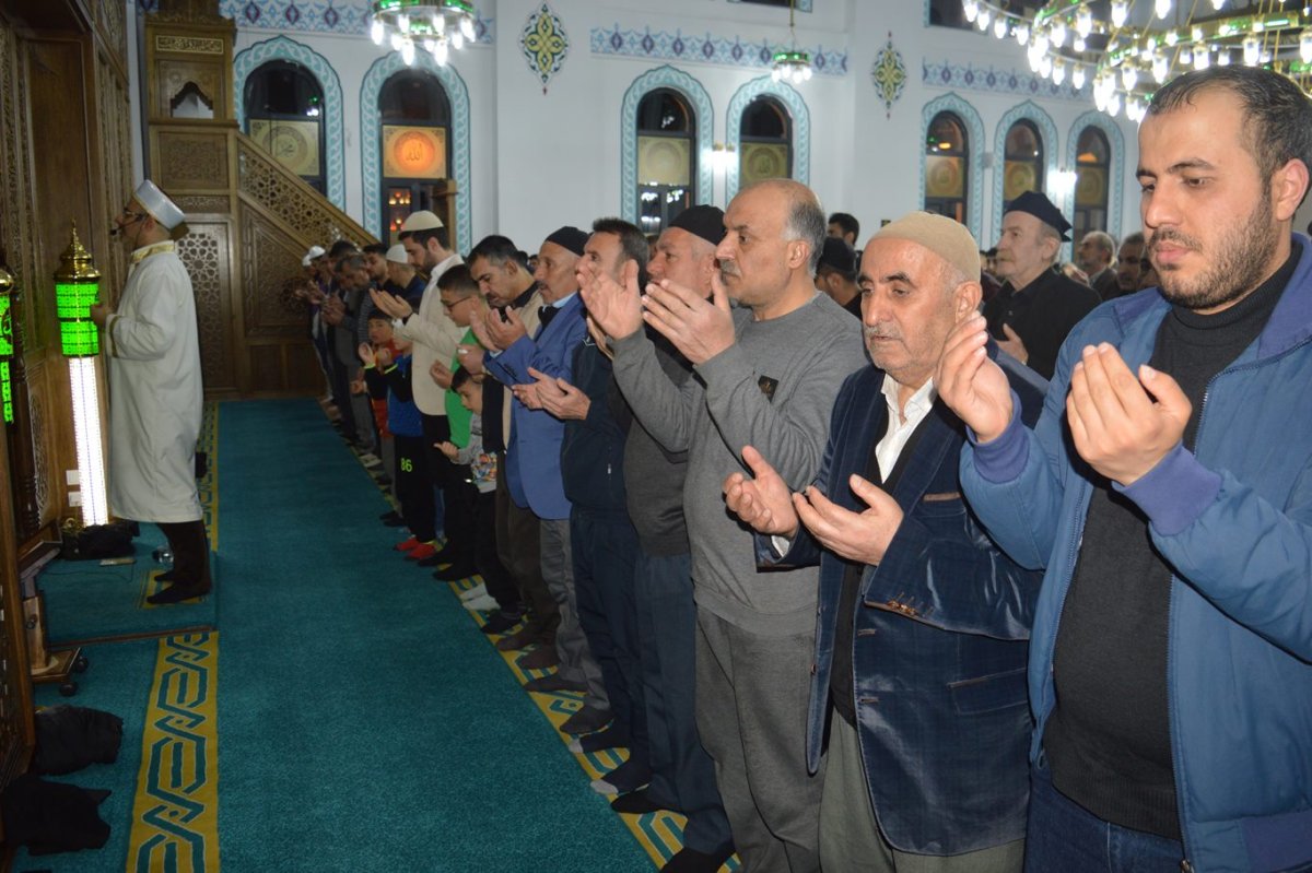 Siirt Müftü Yardımcısı Ensarioğlu'ndan Mevlid Kandili mesajı: Merhamet ve adaleti hayatınıza taşıyın