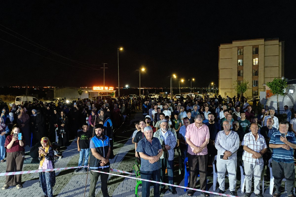Davet ve Gençlik Hareketi mevlid programlarını parklara taşıdı: 16 noktada salavatlar yükseldi