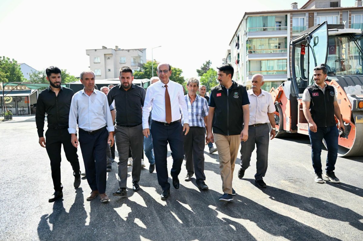 Malatya'da asfalt serim çalışmaları devam ediyor