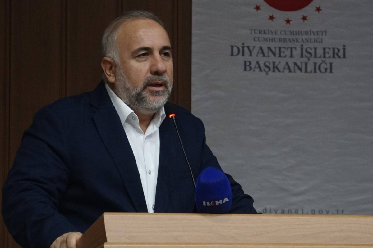 Prof. Dr. Ensari: Hayatımızın bütün alanlarında Peygamber Efendimizden örneklik görmeliyiz