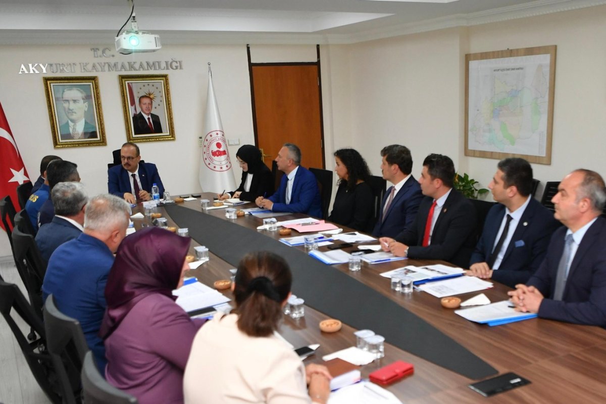 Ankara Valisi Canbolat, Akyurt'ta kamu yatırımları ve devam eden projeleri inceledi
