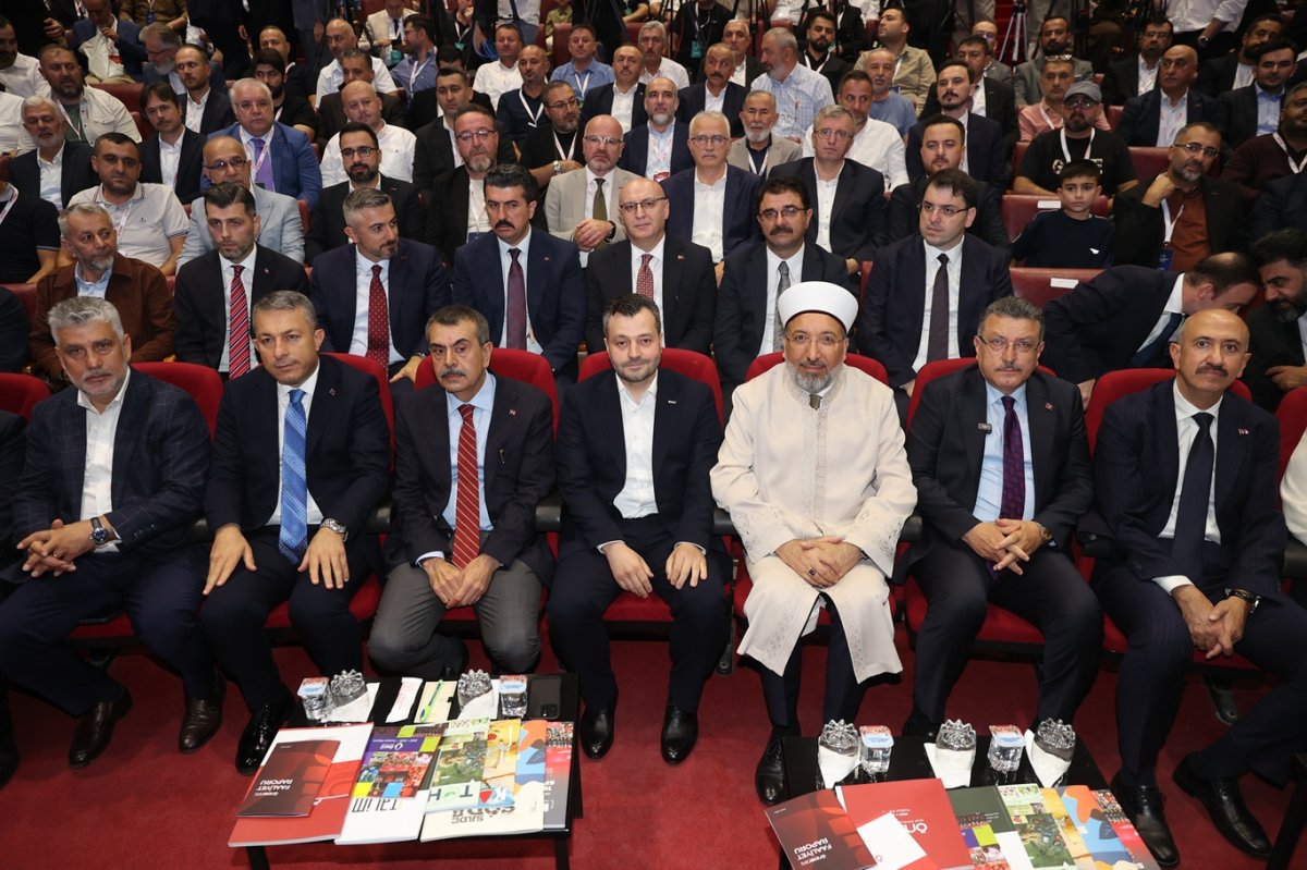 Diyanet İşleri Başkanı Arpaguş: İmam hatip okulları ilim, hikmet ve irfan mektepleridir