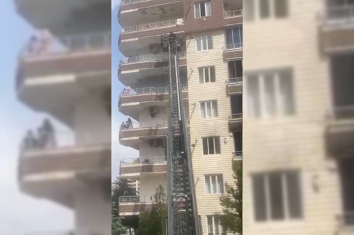 Diyarbakır'da yangında mahsur kalan çocuklar kurtarıldı