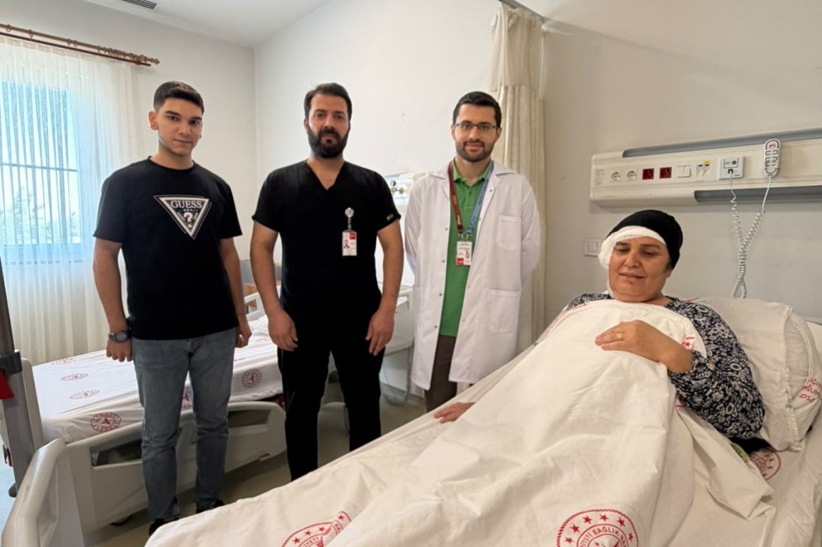 Mardin’de sağ parotis bezinde tespit edilen kitle başarılı operasyonla çıkarıldı