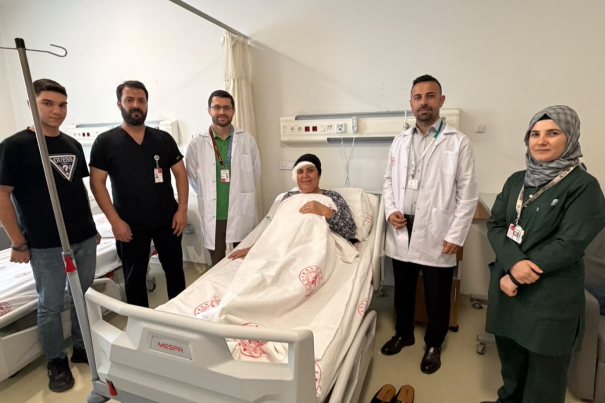 Mardin’de sağ parotis bezinde tespit edilen kitle başarılı operasyonla çıkarıldı