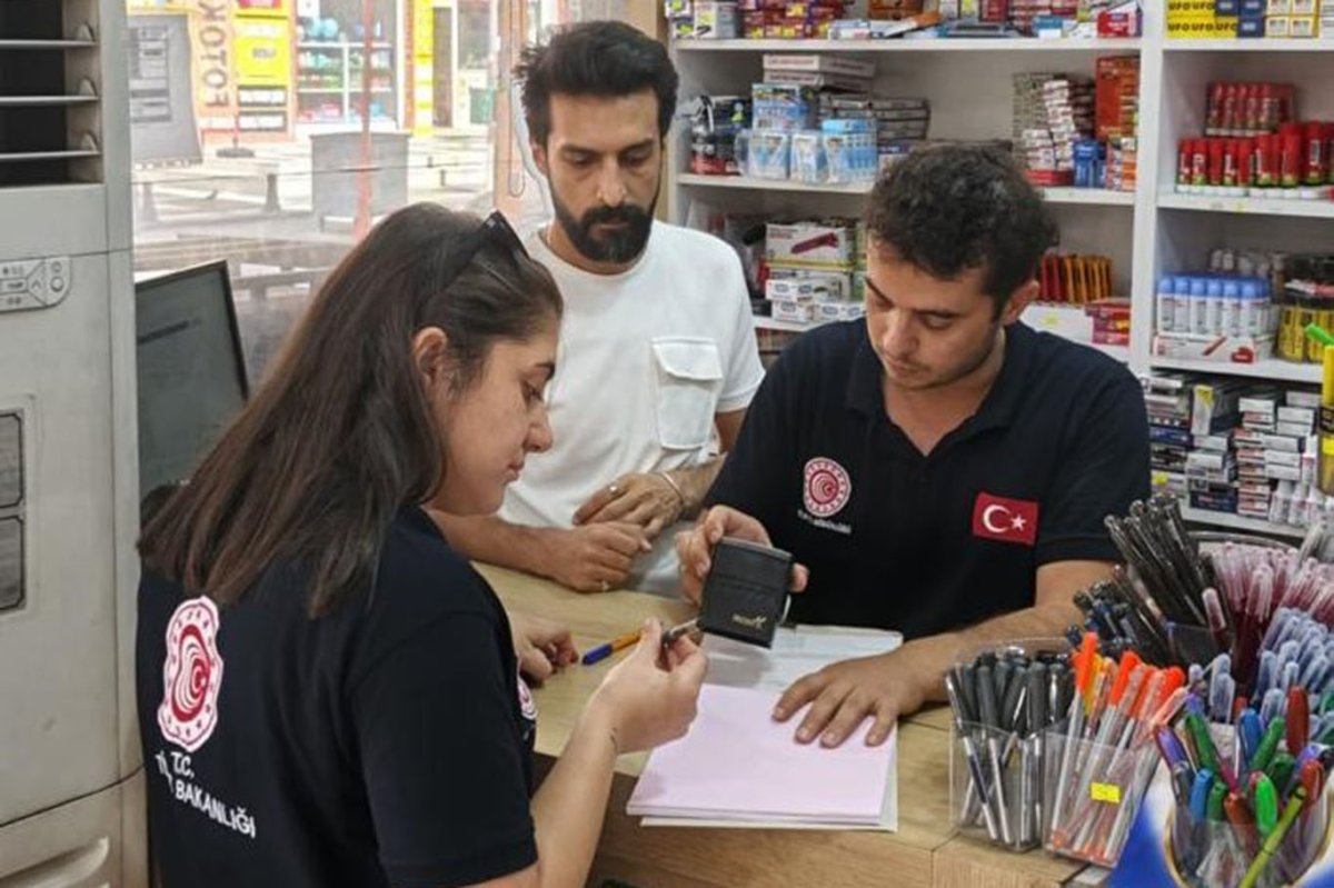 Şanlıurfa'da kırtasiyelere sıkı denetim: 16 bin ürün kontrol edildi