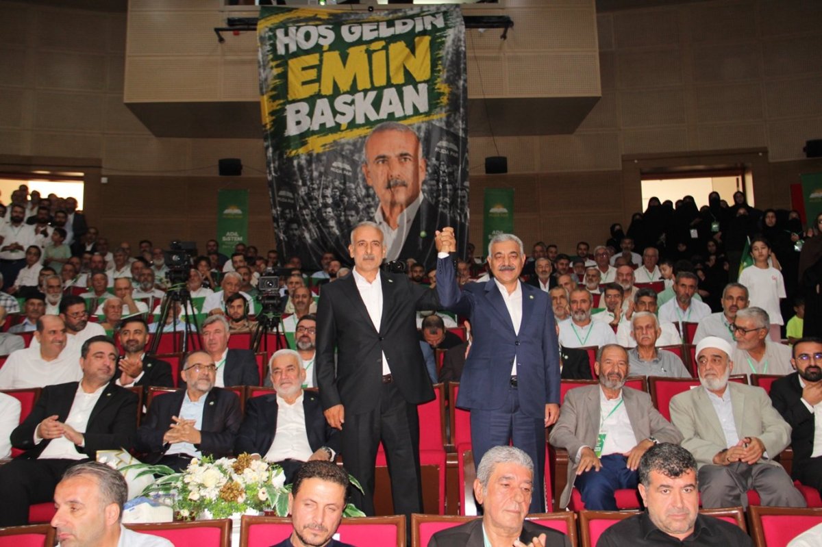 HÜDA PAR Batman İl Kongresi düzenlendi: Mehmet Emin Doğru il başkanı oldu