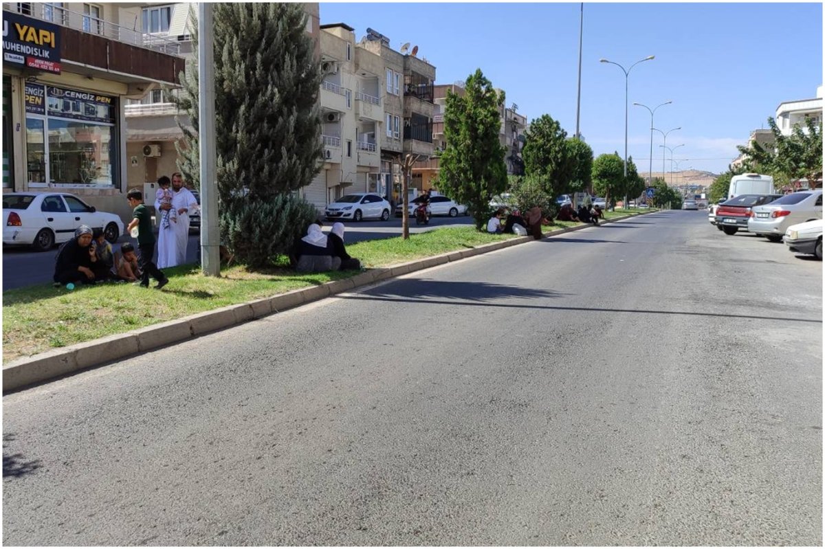 Şanlıurfa'da deprem tedirginliği: Vatandaşlar açık alanlara çıktı