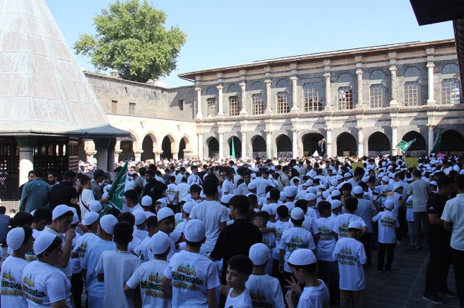Diyarbakır’da "Hayat Namazla Güzeldir" programından renkli kareler
