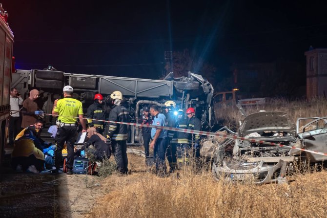 Gaziantep’te feci kaza: 7 ölü, 13 yaralı