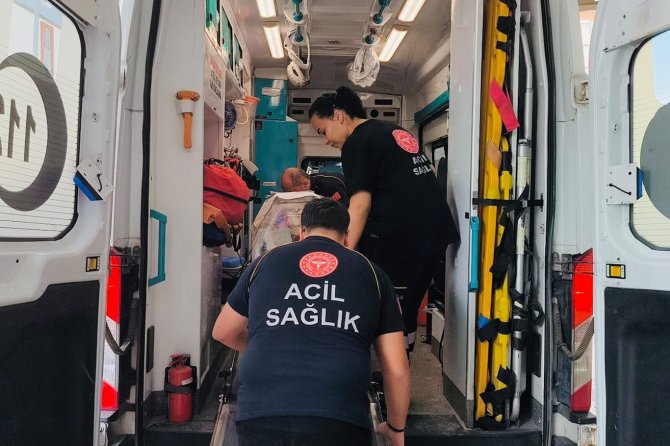 Kalp hastalığı tespit edilen 8 günlük bebek Ankara'ya sevk edildi