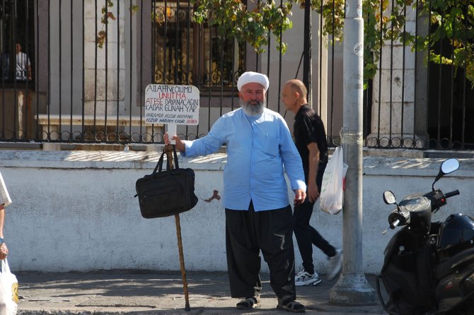 Emekli imam Demirci: İslam'da "banane" diye bir şey yoktur