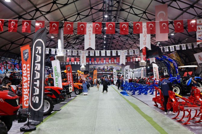 Belediye Başkanı Ulutaş, Tarım Fuarı'nda sektör temsilcileriyle bir araya geldi