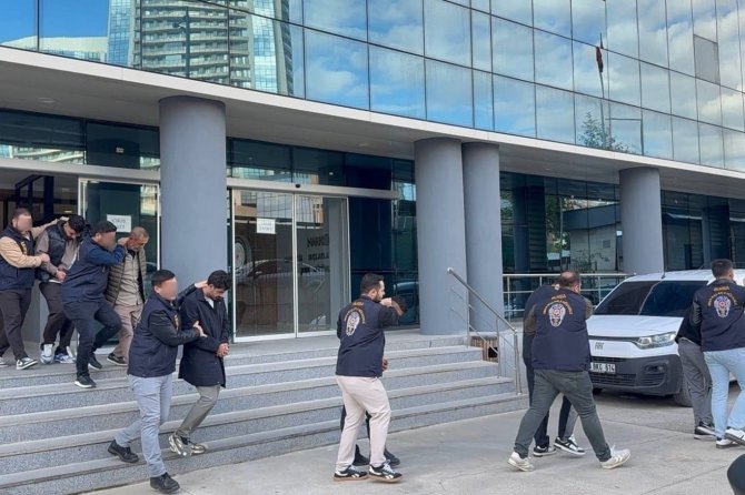 Bursa’da siber dolandırıcılık operasyonu: 4 şüpheli tutuklandı