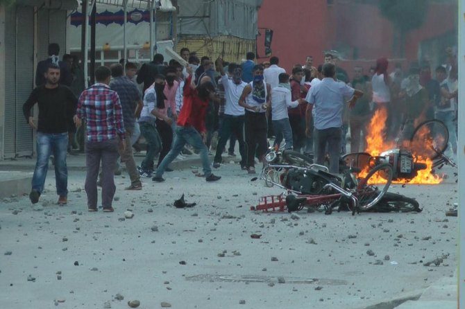 Dr. Öncer: 6-8 Ekim olaylarında ırkç söylemler üzerinden Müslümanlar hedef alındı