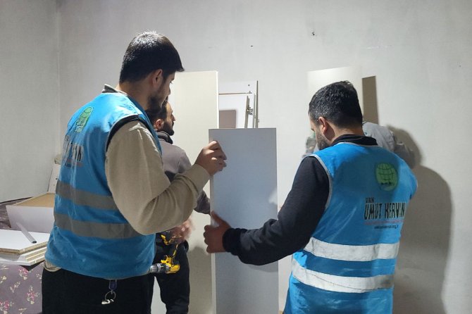 Umut Kervanının çağrısıyla mağdur aileye yardım eli uzatıldı
