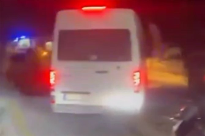 Malatya'da minibüs ile otomobil çarpıştı: 5 yaralı