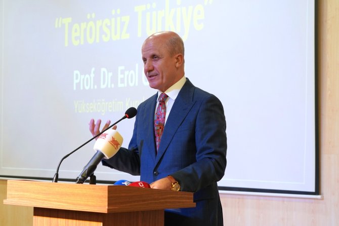 YÖK Başkanı Özvar: Üniversitelerimizde bütün öğretim elemanlarına yapay zekâ eğitimi verilmeli