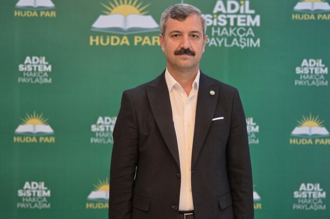 HÜDA PAR: Tesettürü engellemek ilkelliktir