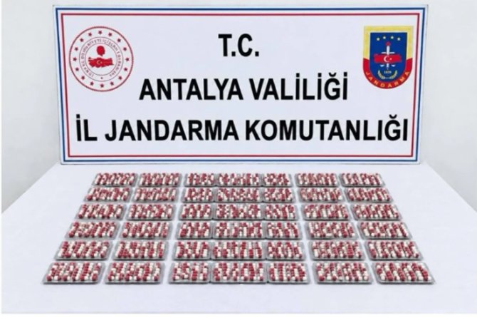 Antalya’da uyuşturucu operasyonunda 3 şüpheli tutuklandı