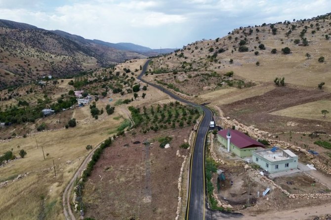 Siirt’te 17 kilometrelik grup yolu asfaltlandı