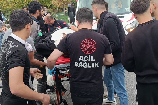 Malatya'da otomobil ile motosiklet çarpıştı: Bir ağır yaralı