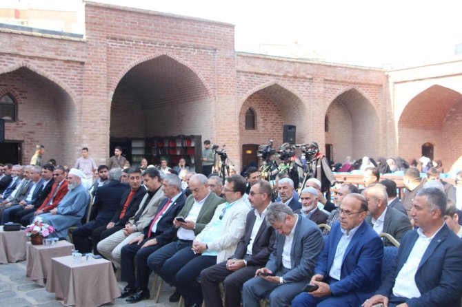 Alimler, Melayê Cizîrî’nin ilminin ve edebî mirasının gelecek nesillere aktarılmasının önemine dikkat çekti