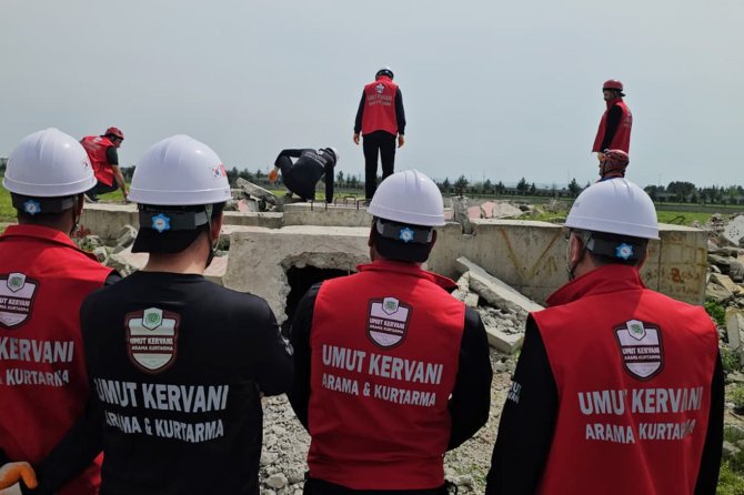 Umut Kervanı Arama Kurtarma Başkanı Önder: Afetlere dirençli toplum kültürünün oluşması elzemdir