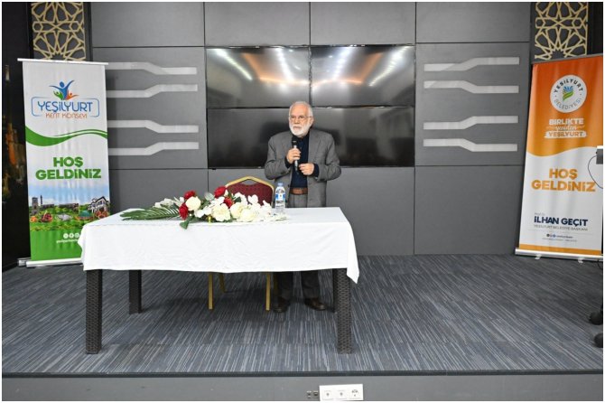 İhsan Süreyya Sırma, Pervari’den Paris’e uzanan hayatını Malatya’da anlattı