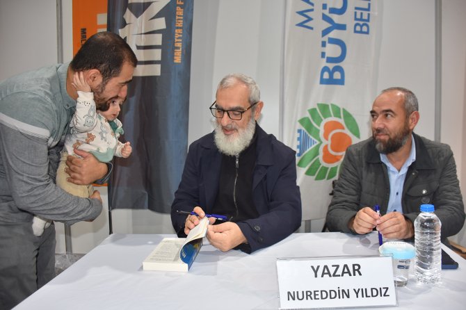 Yazar Yıldız: Aileyi korumak iman mücadelesidir